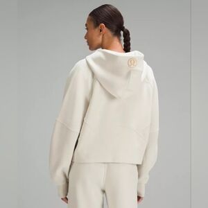 oversized scuba hoodie